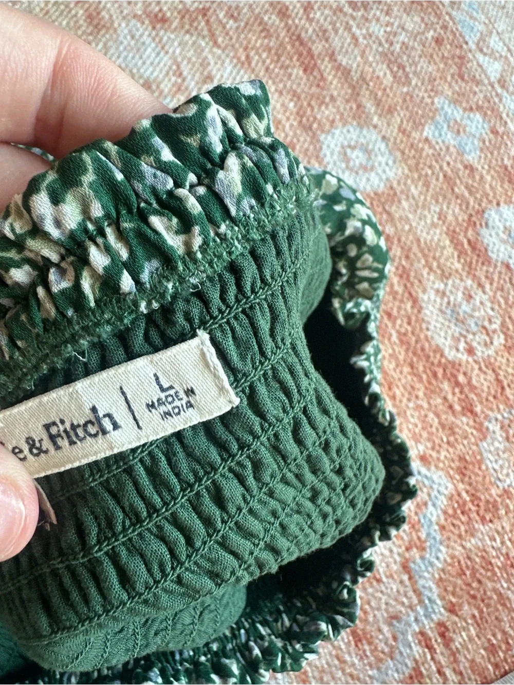 Abercrombie and fitch puff sleeve green floral peasant blouse size large